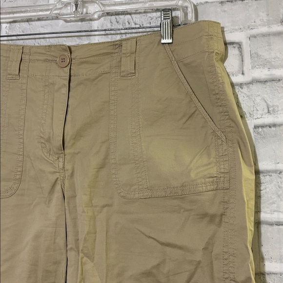 Denver Hayes women’s Vintage Beige rolled up Shorts, 10 x 10 - Picture 6 of 6